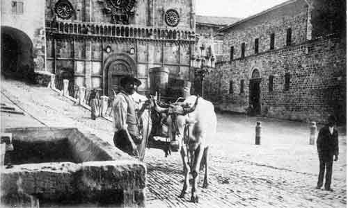 piazza san rufino