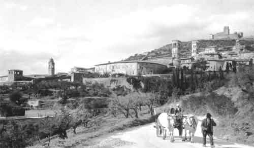 vista di assisi dalla costruenda circonvallazione