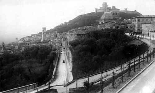vista di assisi dal pincio