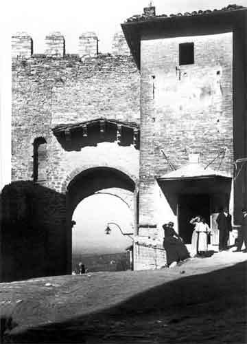 foto porta san francesco