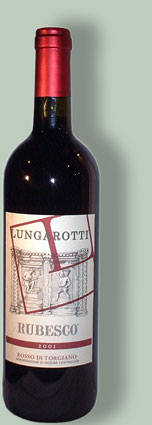 Vino rosso Rubesco Lungarotti